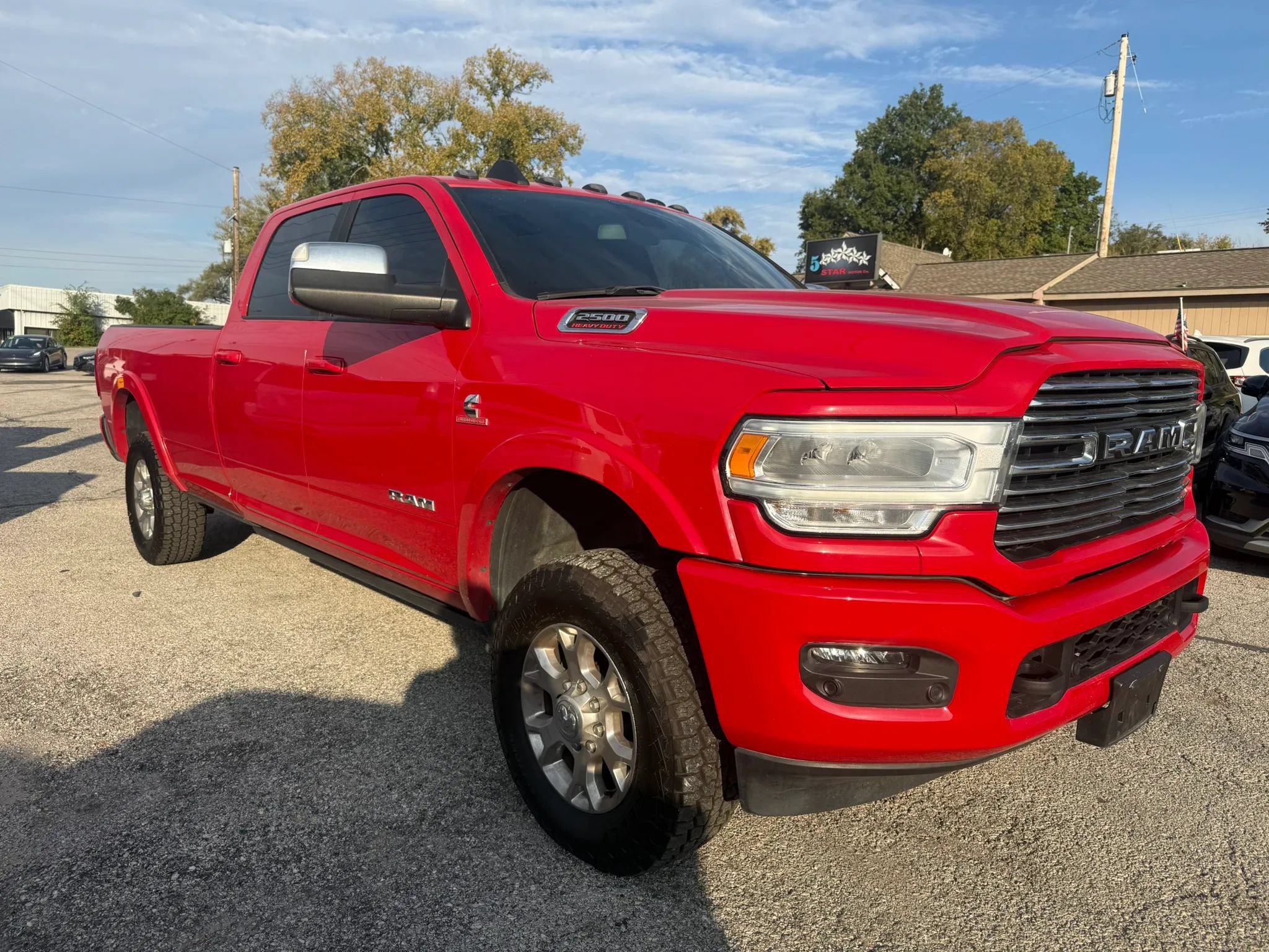 Used 2022 RAM 2500 Laramie AWD/4WD image 1