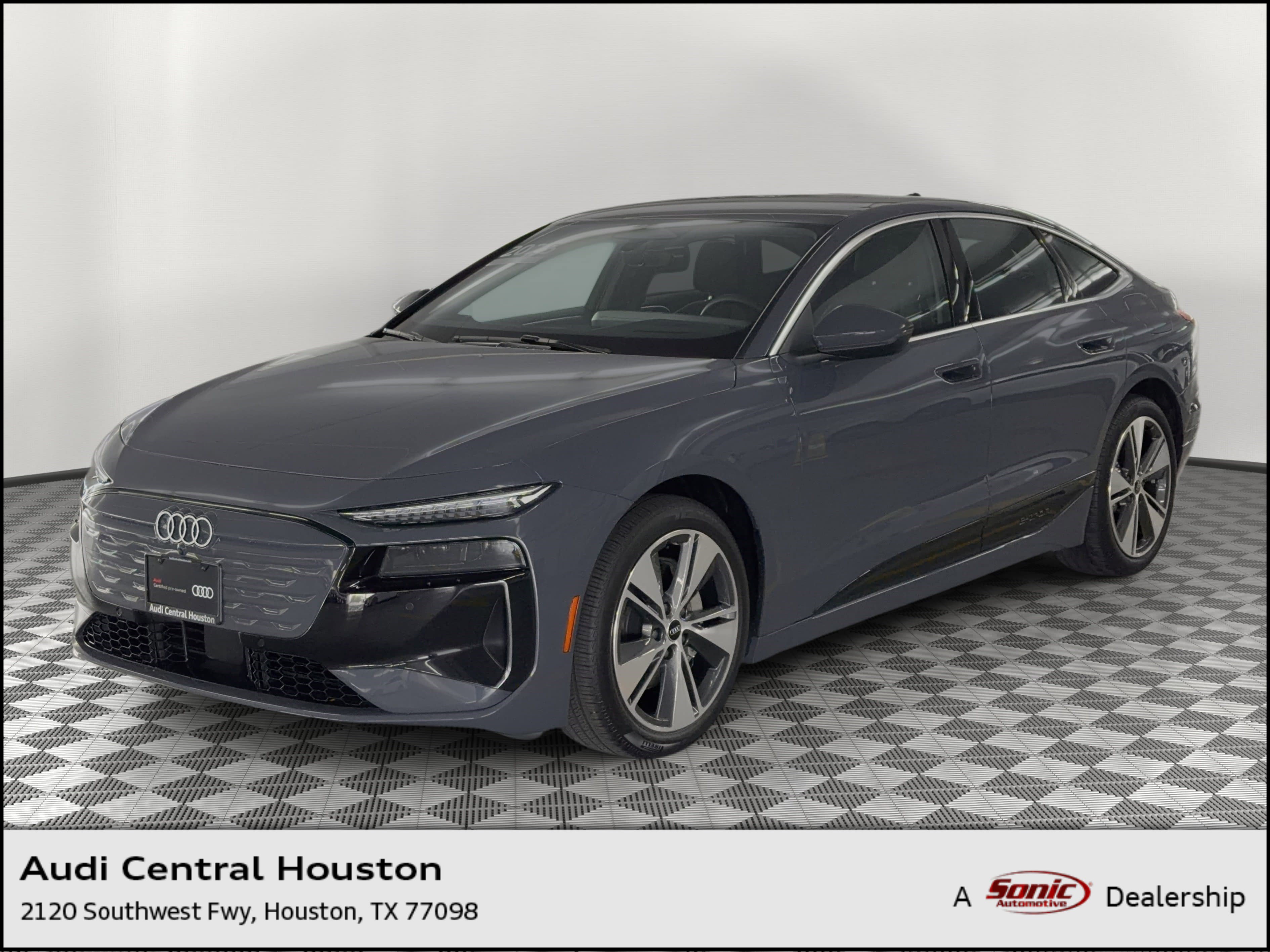 Used 2025 Audi A6 e-tron Premium Plus w/ Premium Plus image 1