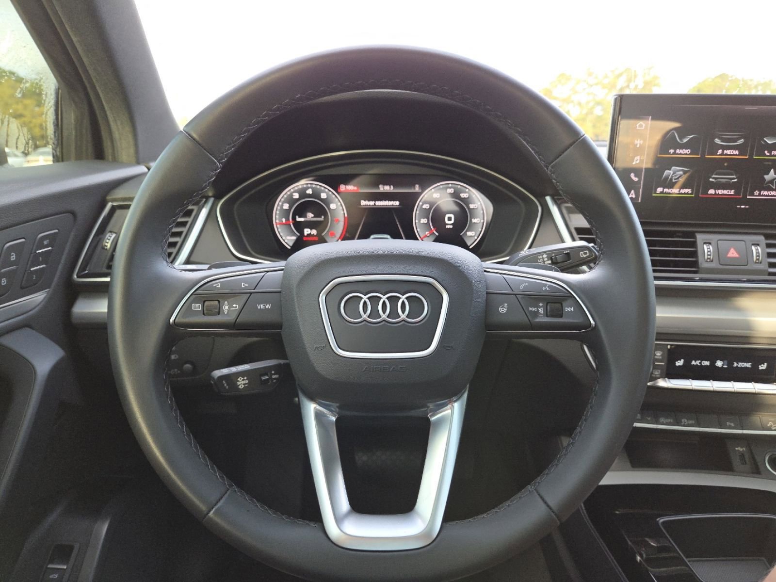 Used 2025 Audi Q5 2.0T Premium image 29