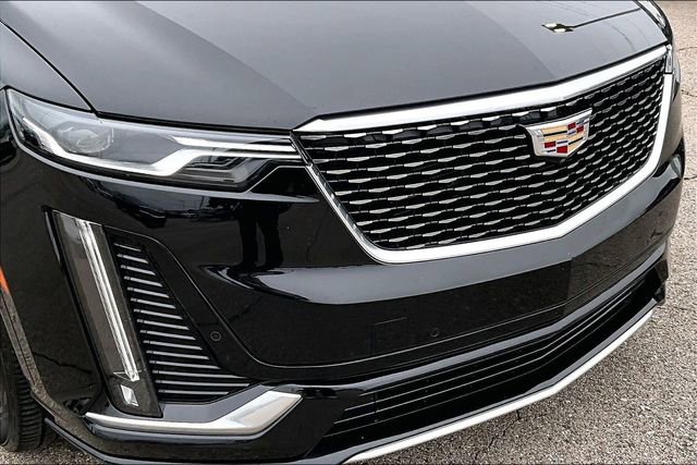 Used 2022 Cadillac XT6 Premium Luxury w/ Technology Package FWD image 29