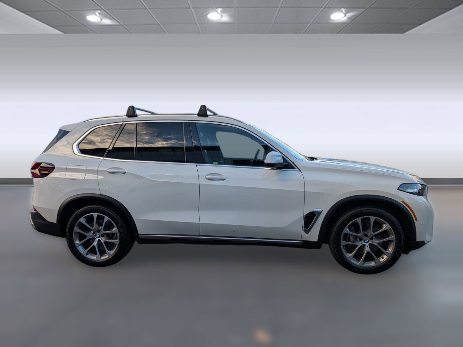 Certified 2024 BMW X5 xDrive40i w/ Parking Assistance Package image 8