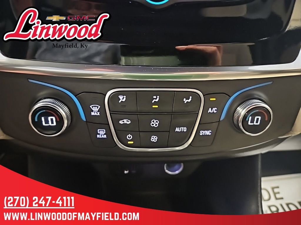 Used 2023 Chevrolet Traverse LS FWD image 22