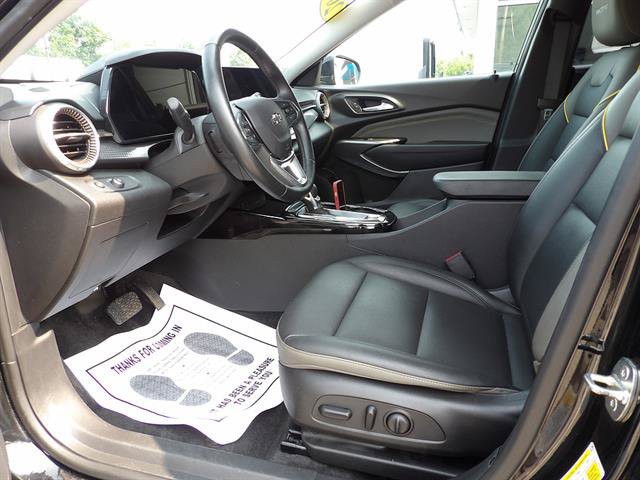 Used 2024 Chevrolet Trax ACTIV w/ Sunroof Package FWD image 14