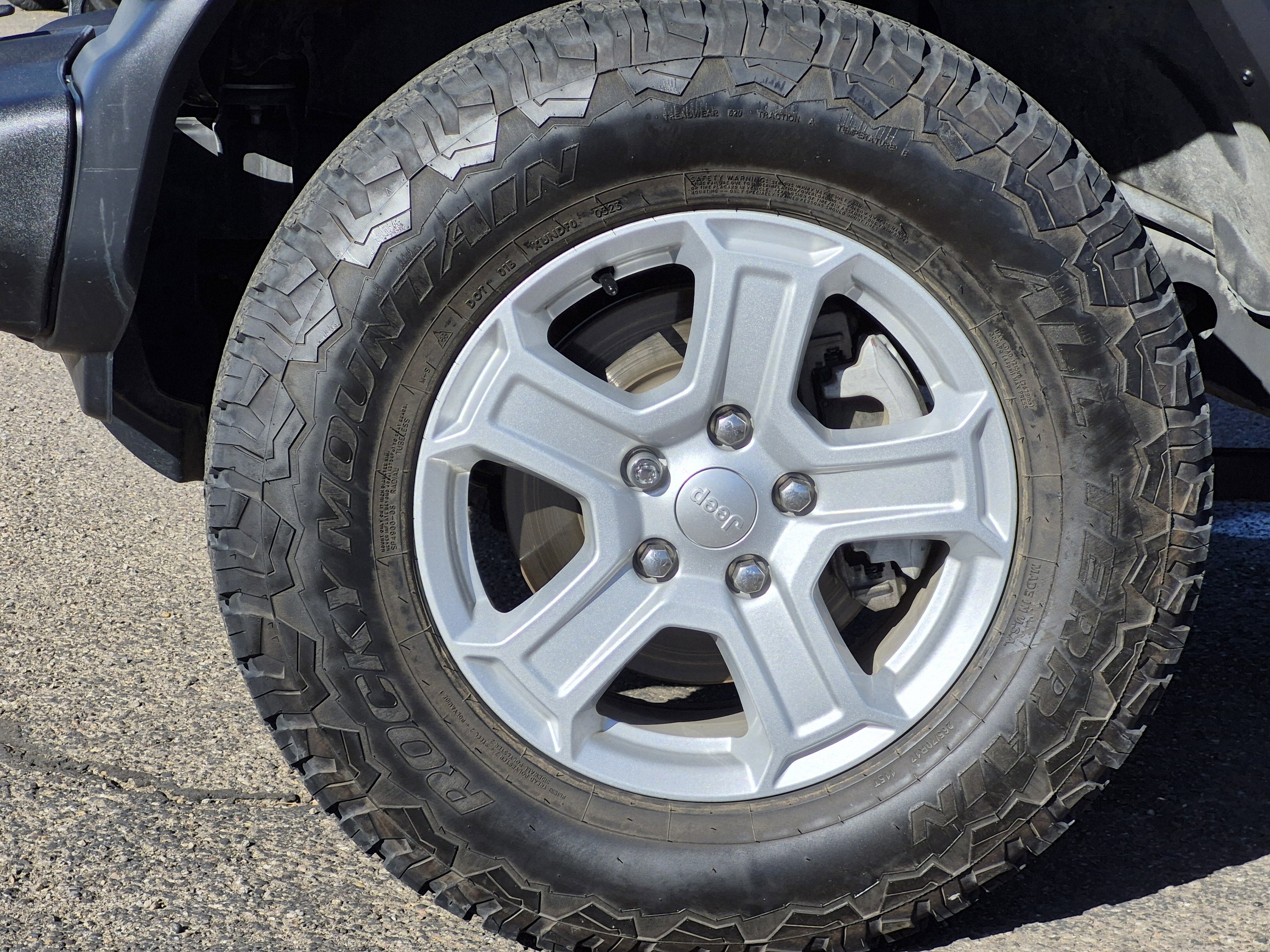 Used 2021 Jeep Wrangler Unlimited Sport image 11