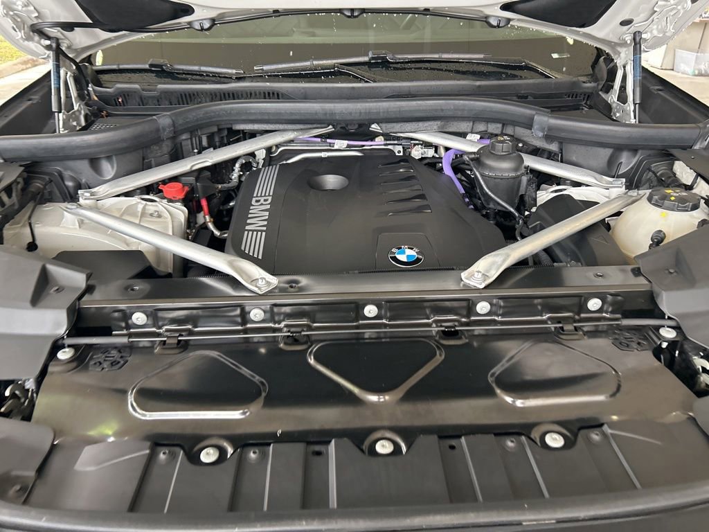 Used 2024 BMW X5 xDrive40i image 12