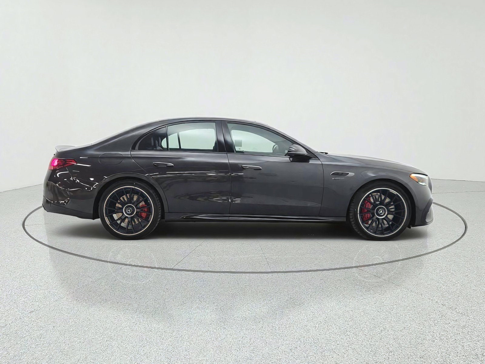 New 2027 Mercedes-Benz E 53 AMG e 4MATIC Sedan image 4