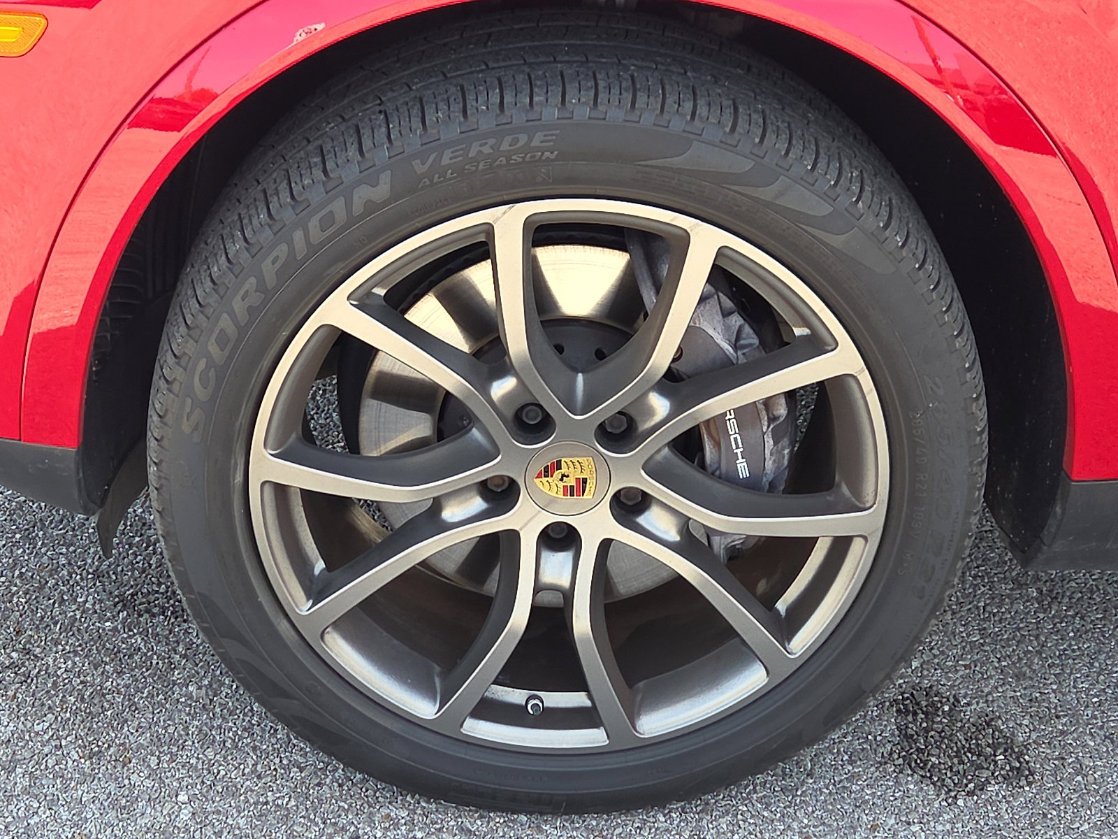 Used 2021 Porsche Cayenne Coupe image 7