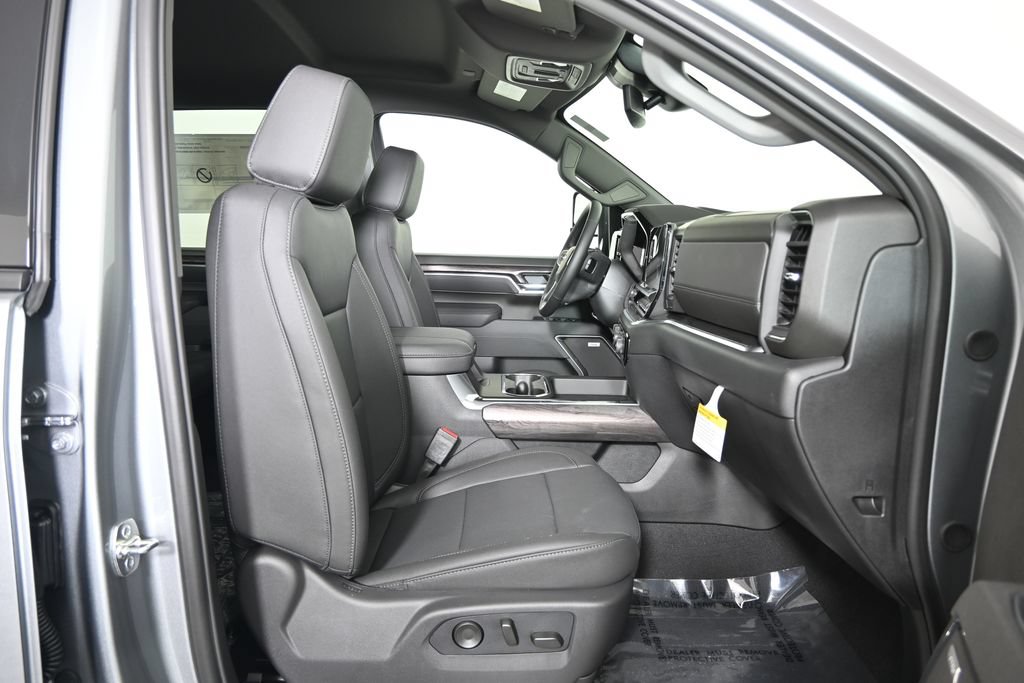 New 2026 Chevrolet Silverado 2500 LTZ w/ LTZ Plus Package AWD/4WD image 14