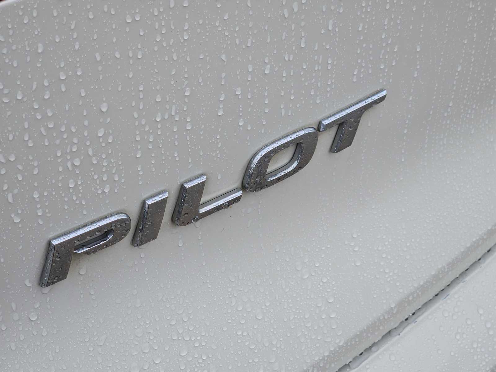 Used 2016 Honda Pilot EX-L image 11