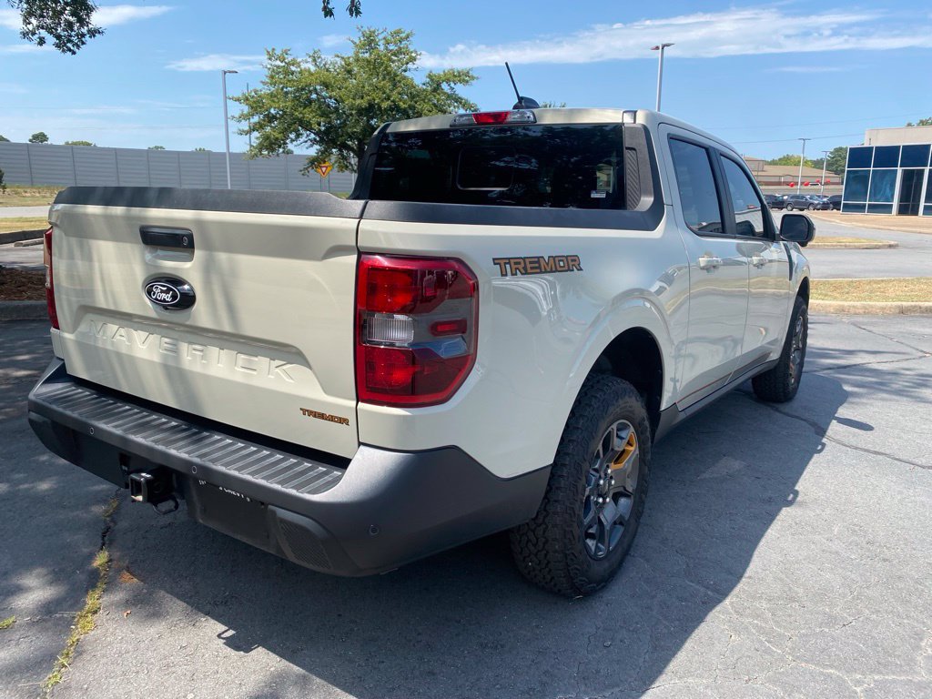 Used 2025 Ford Maverick Tremor AWD/4WD image 7