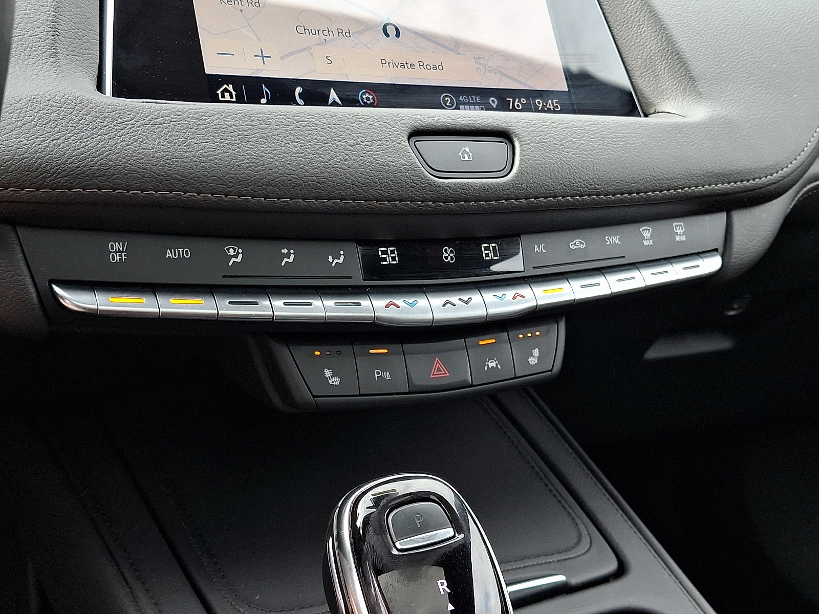 Certified 2023 Cadillac XT4 Premium Luxury w/ Cold Weather Package AWD/4WD image 18
