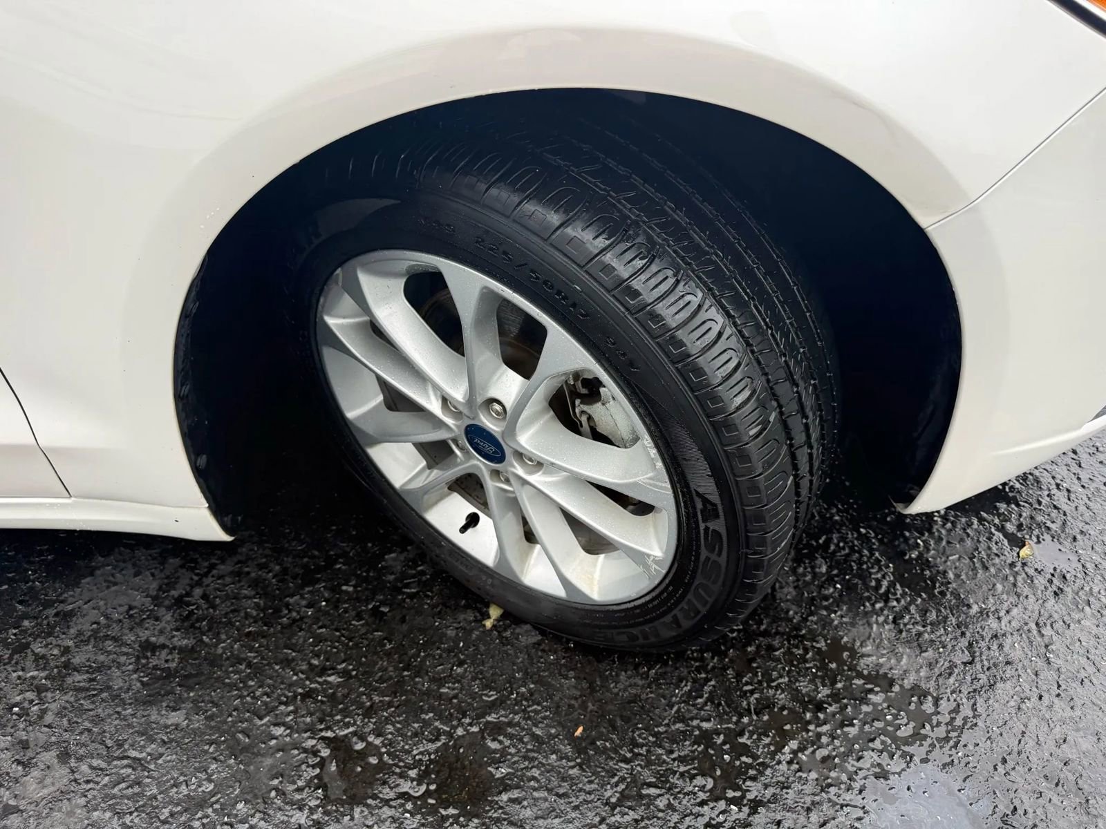 Used 2019 Ford Fusion Energi Titanium image 51