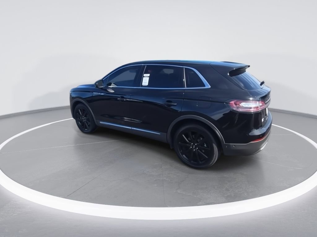 Used 2022 Lincoln Nautilus Reserve w/ Equipment Group 201A image 7