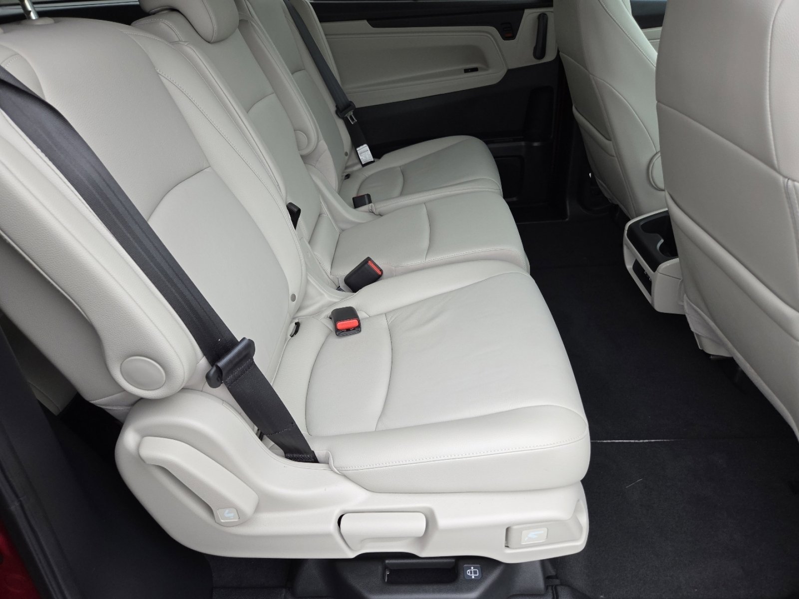 Certified 2025 Honda Odyssey EX-L image 25