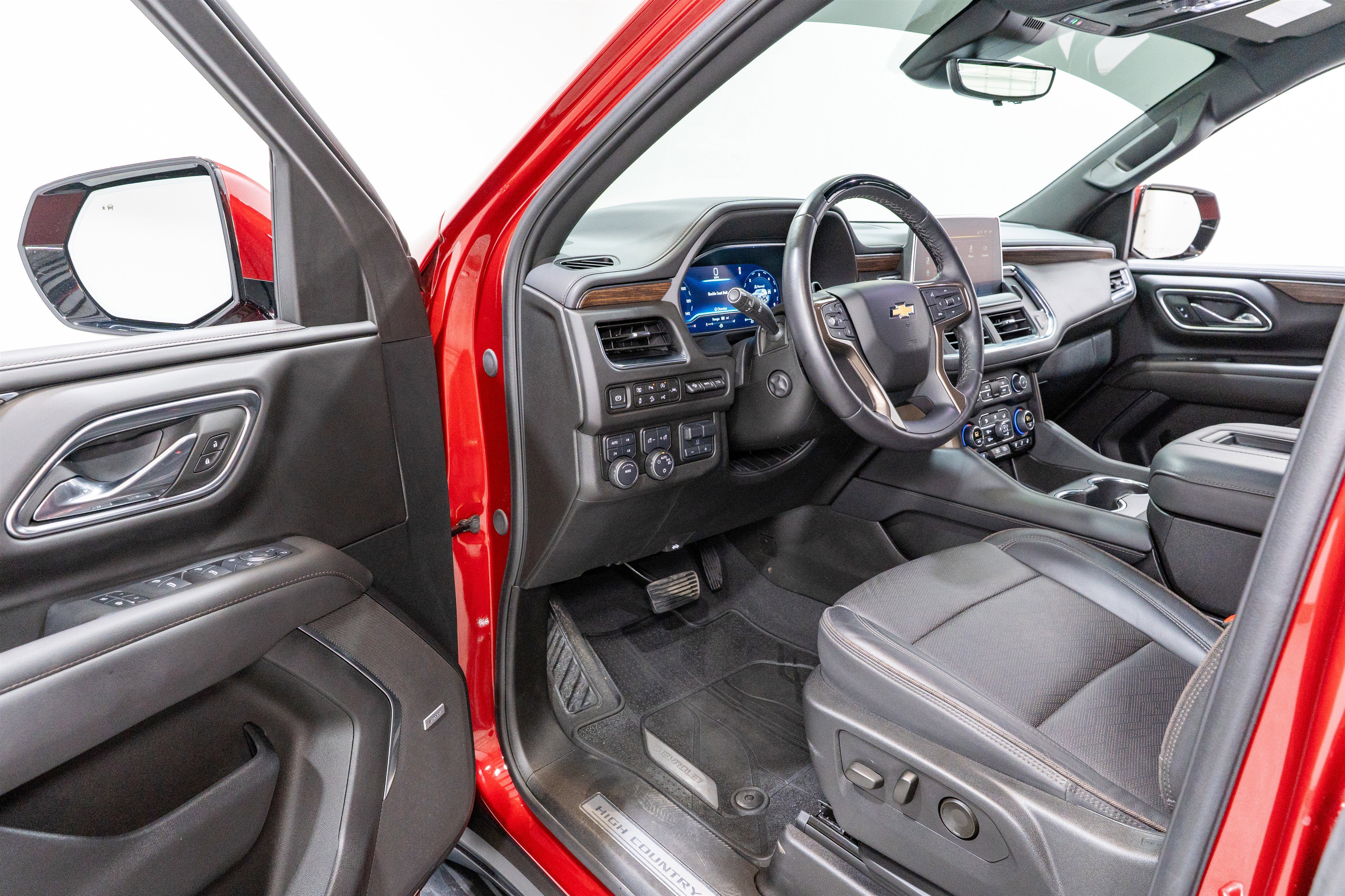 Used 2024 Chevrolet Tahoe High Country w/ Advanced Technology Package AWD/4WD image 12