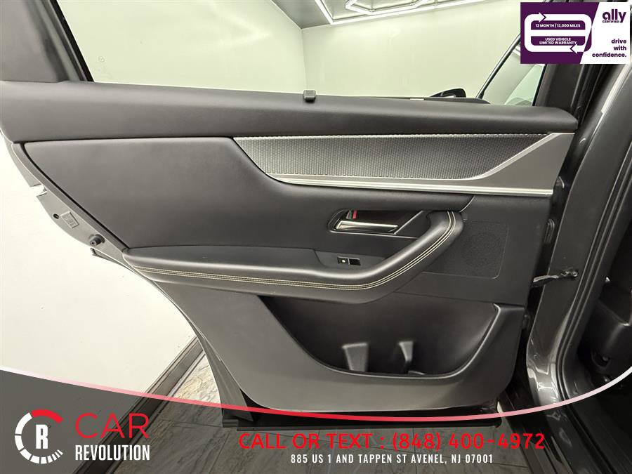 Used 2024 MAZDA CX-90 Plug-In Hybrid w/ Premium Pkg image 50