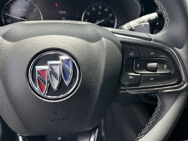 Certified 2023 Buick Envision Preferred FWD image 27