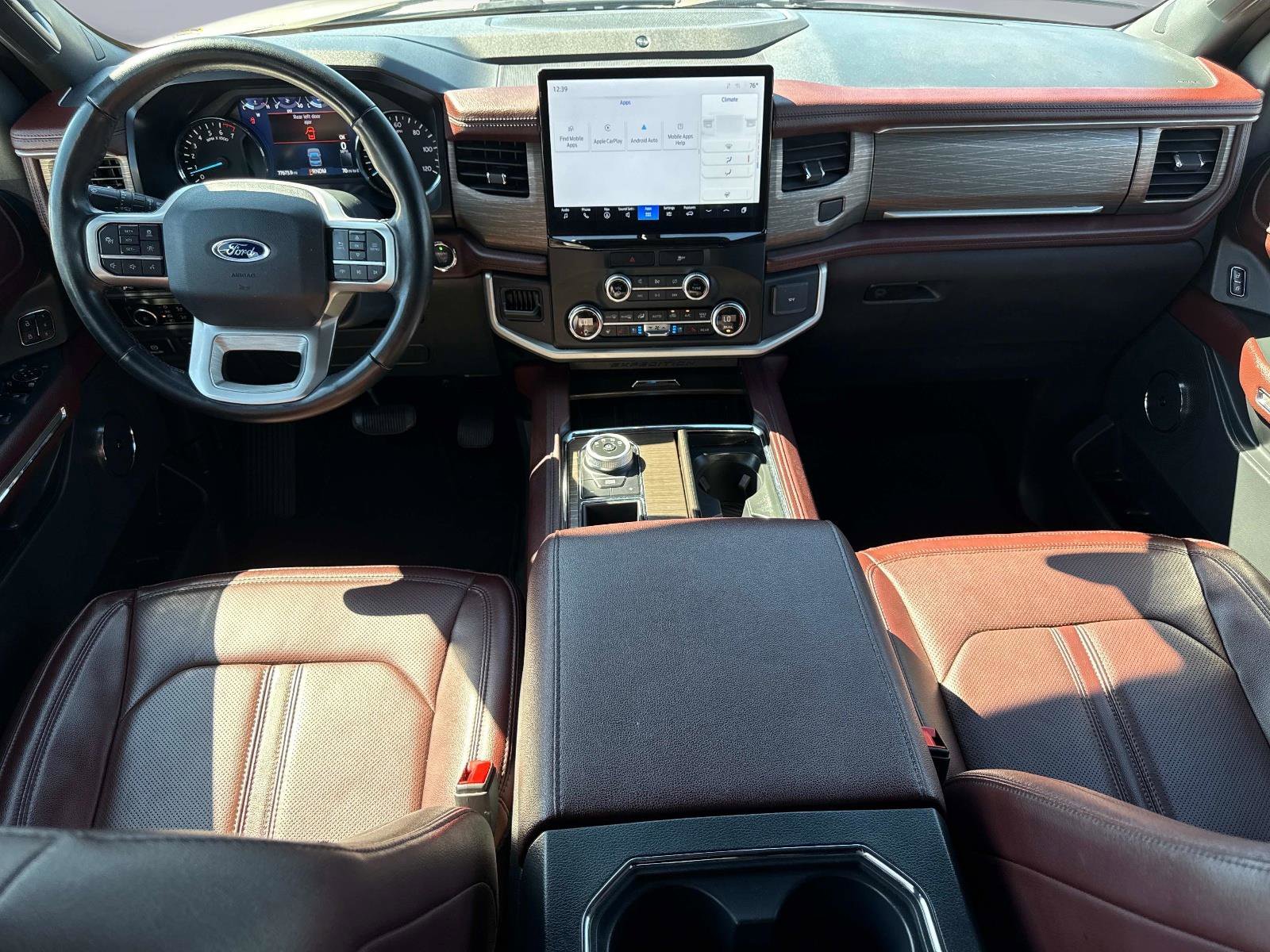 Used 2023 Ford Expedition Limited image 19