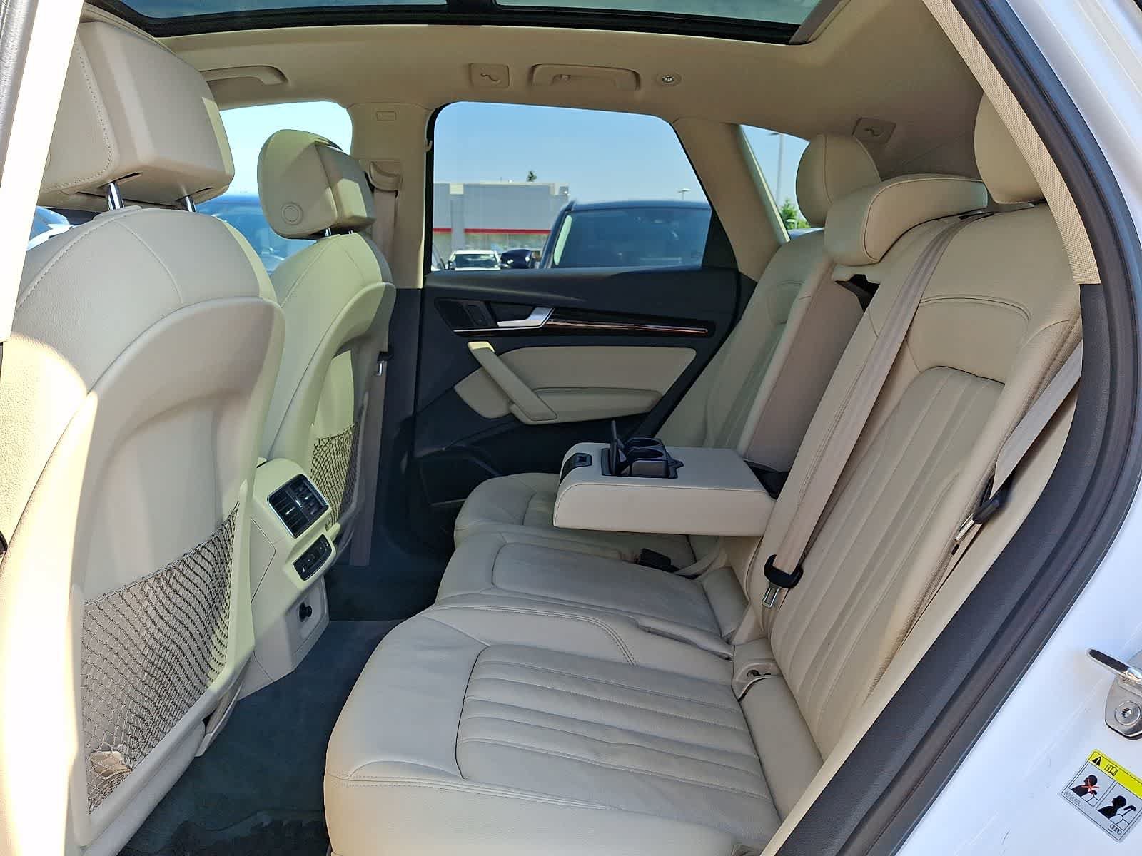 Used 2018 Audi Q5 2.0T Premium Plus w/ Premium Plus Package AWD/4WD image 11