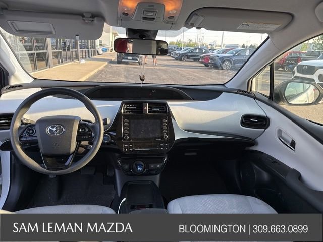 Used 2022 Toyota Prius LE FWD image 14