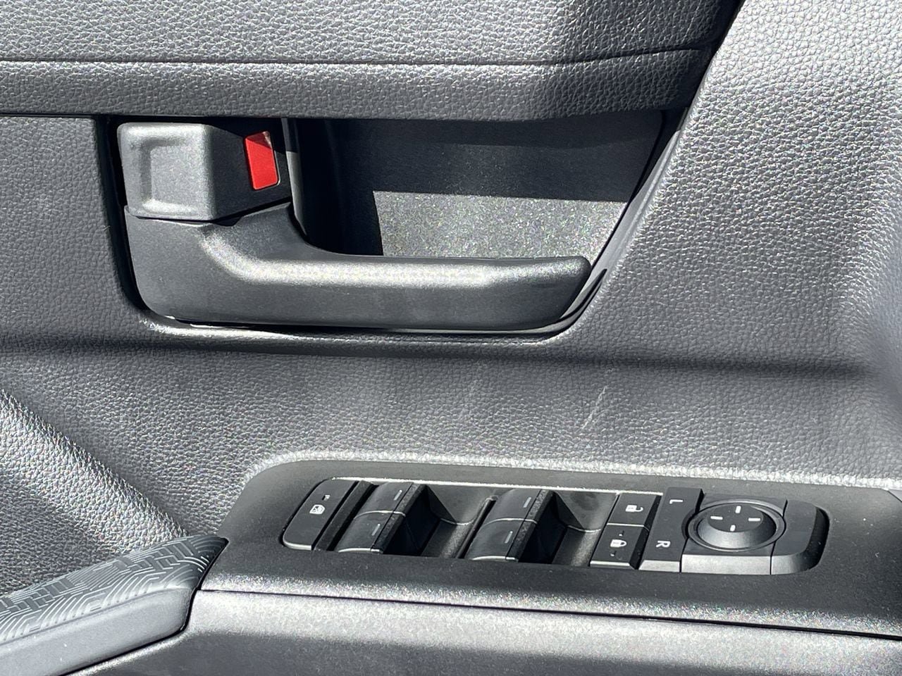 New 2026 Toyota 4Runner SR5 AWD/4WD image 17