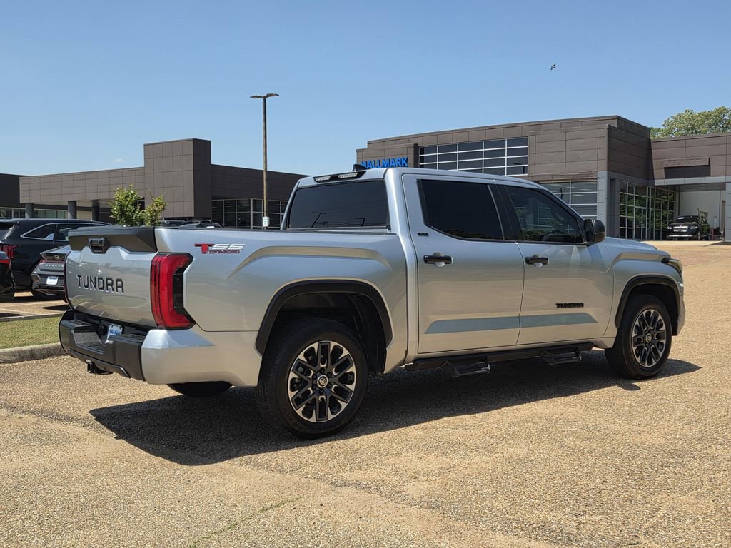 Used 2022 Toyota Tundra SR5 image 4