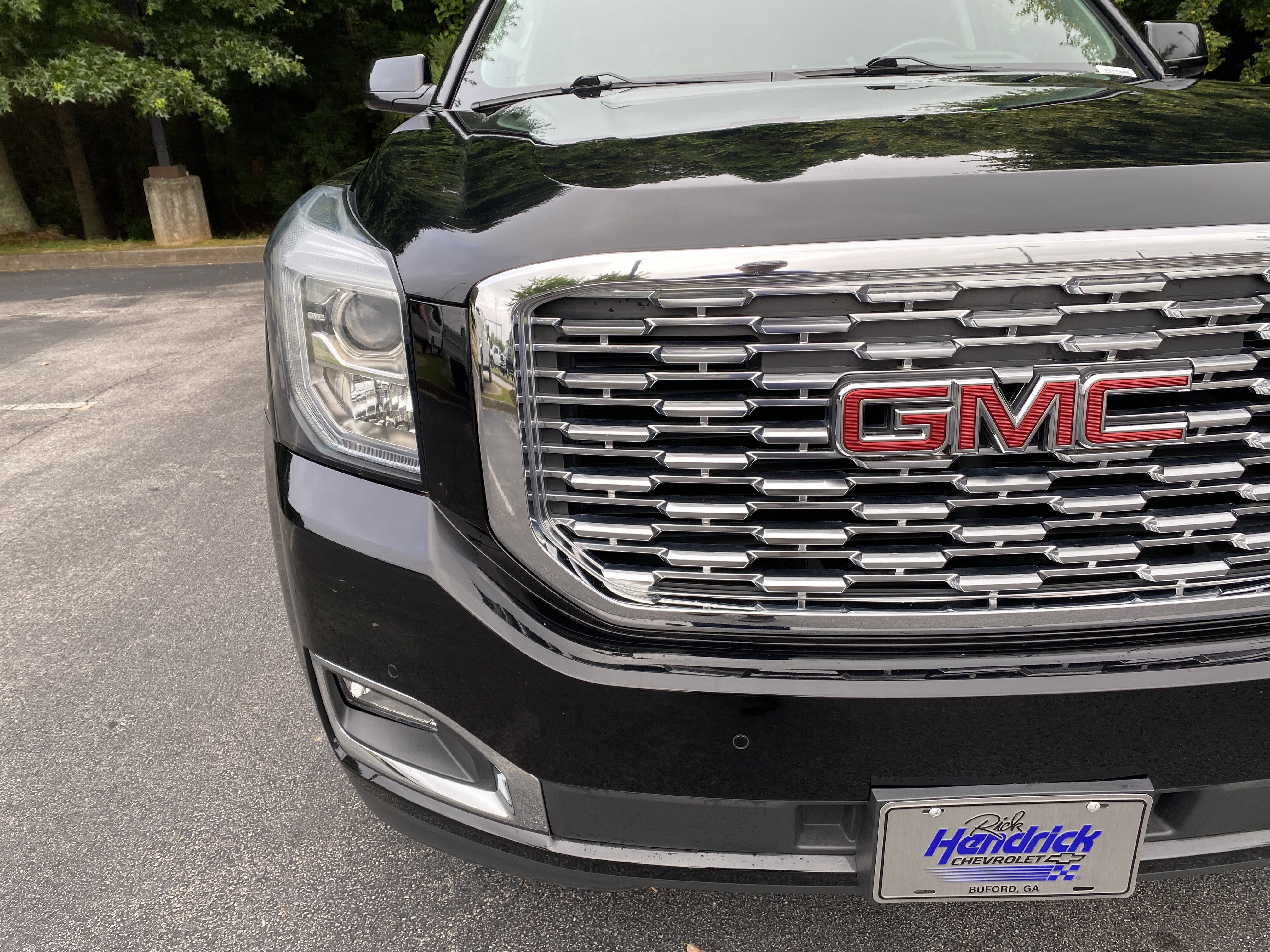 Used 2018 GMC Yukon Denali w/ Denali Ultimate Package AWD/4WD image 14