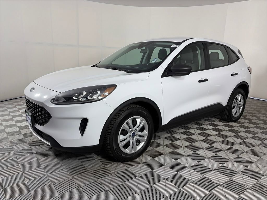 Certified 2022 Ford Escape S image 3