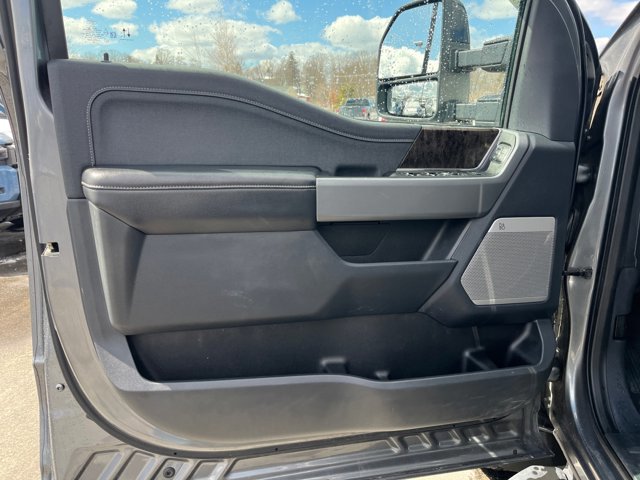 Certified 2024 Ford F250 Lariat w/ Sport Appearance Package image 24
