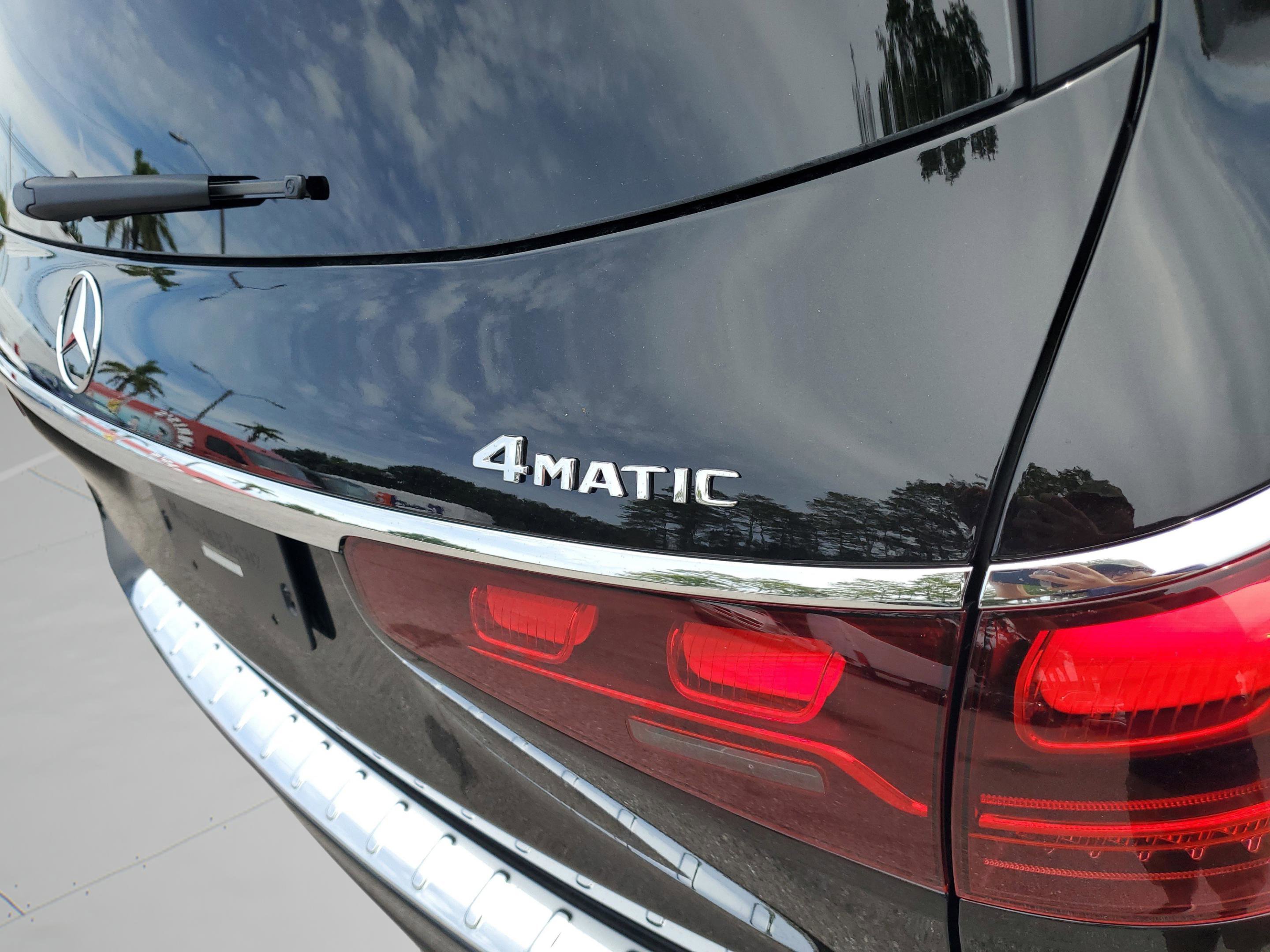 Certified 2026 Mercedes-Benz GLS 450 4MATIC image 36