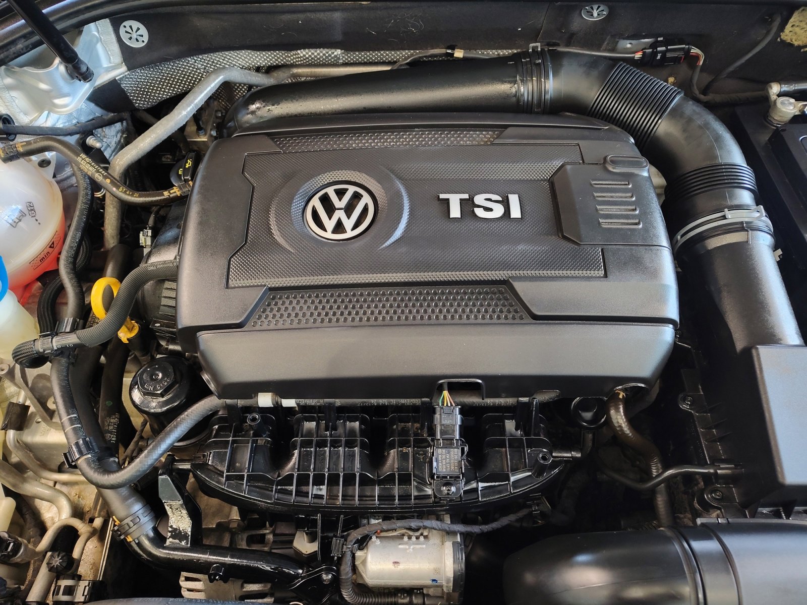 Used 2017 Volkswagen Passat 1.8T S FWD image 26