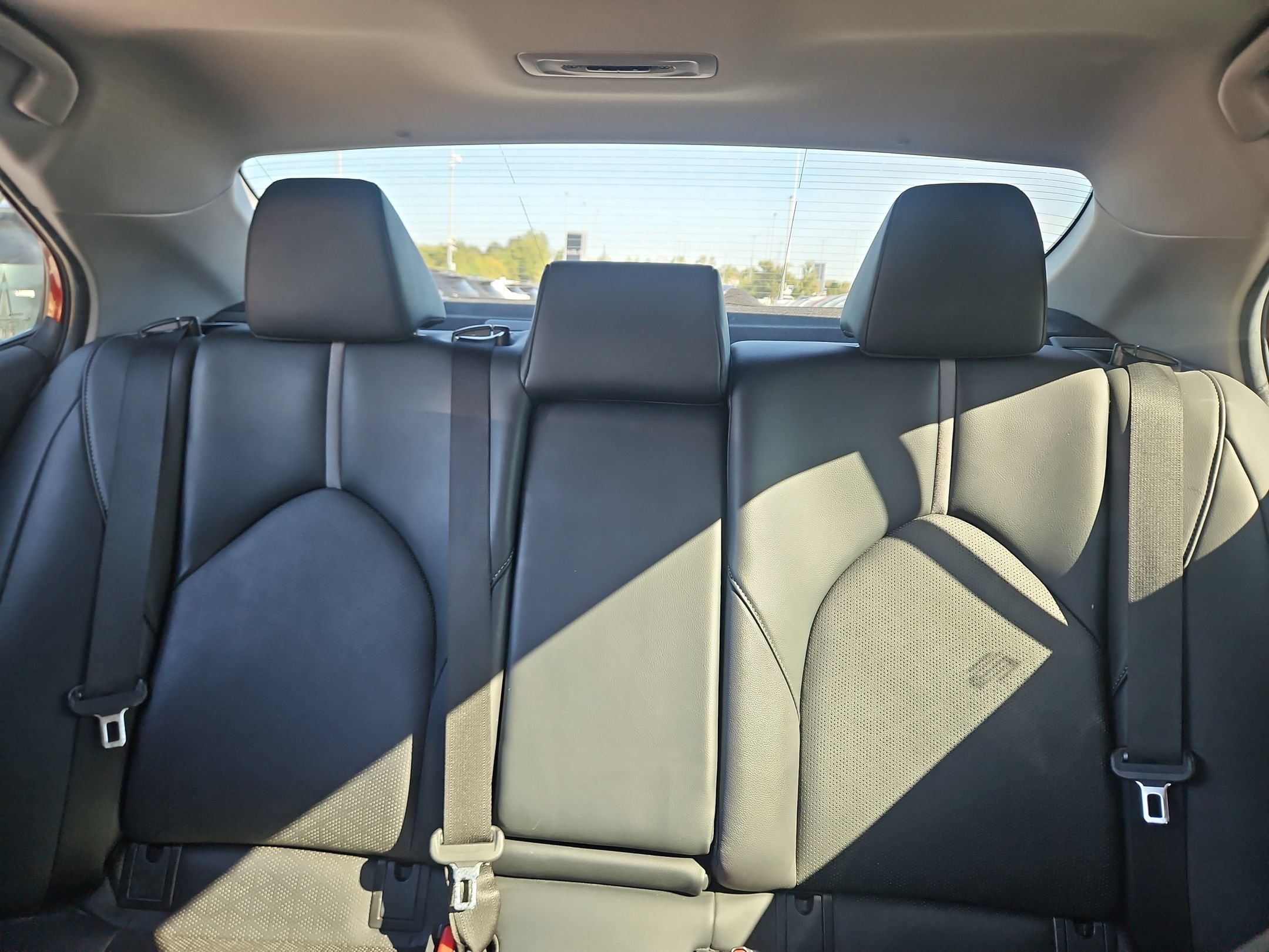 Used 2023 Toyota Camry XSE FWD image 13