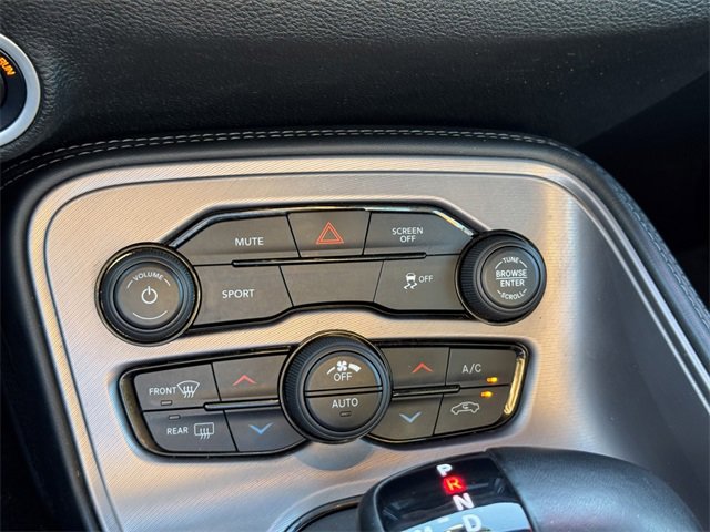 Used 2023 Dodge Challenger SXT image 14