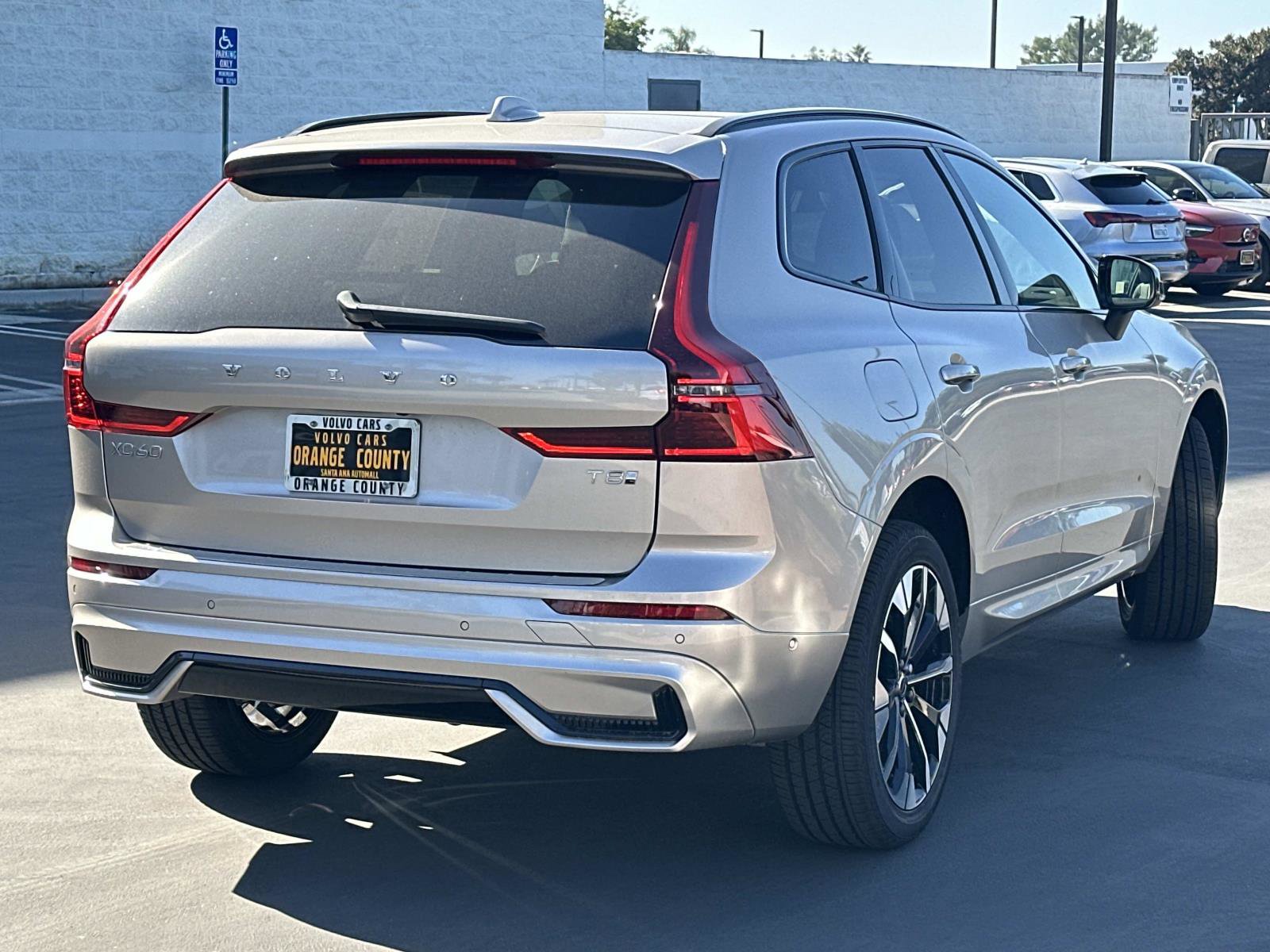 New 2026 Volvo XC60 T8 Plus w/ Protection Package Premier AWD/4WD image 4