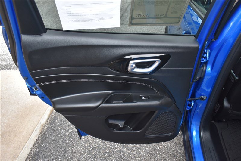 Used 2022 Jeep Compass Latitude w/ Convenience Group image 25