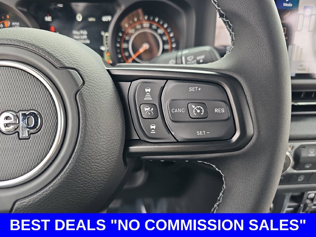 New 2026 Jeep Gladiator Sport AWD/4WD image 17