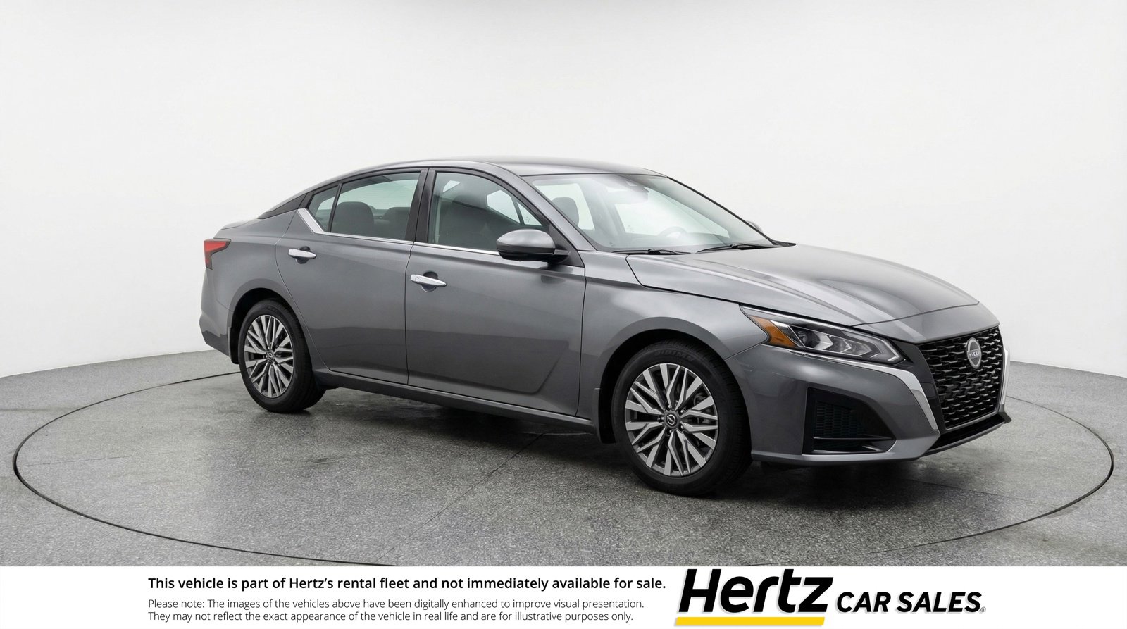 Used 2025 Nissan Altima 2.5 SV image 1