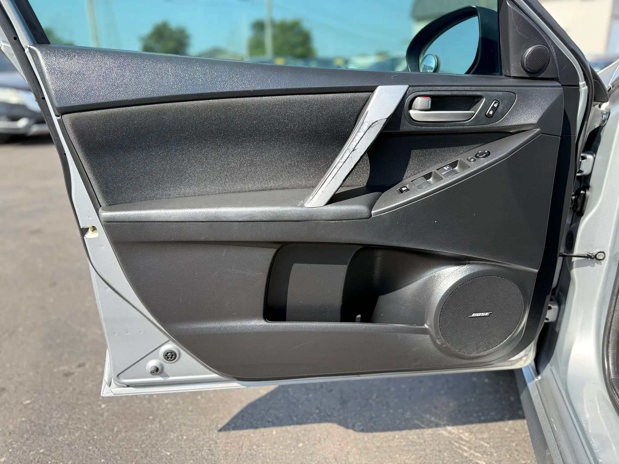 Used 2012 MAZDA MAZDA3 s Touring FWD image 26