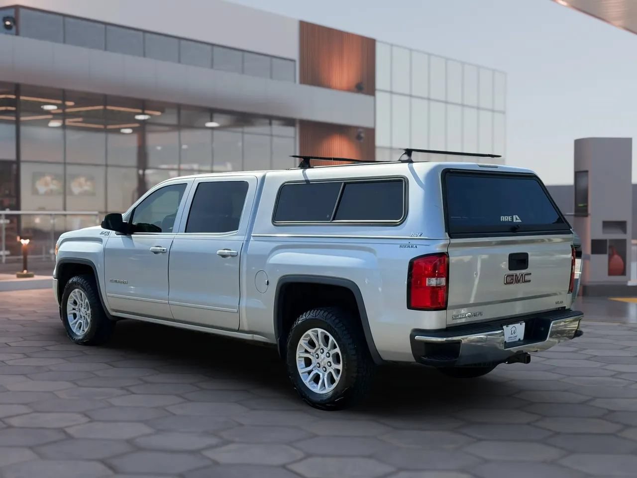 Used 2014 GMC Sierra 1500 SLE w/ SLE Value Package AWD/4WD image 4