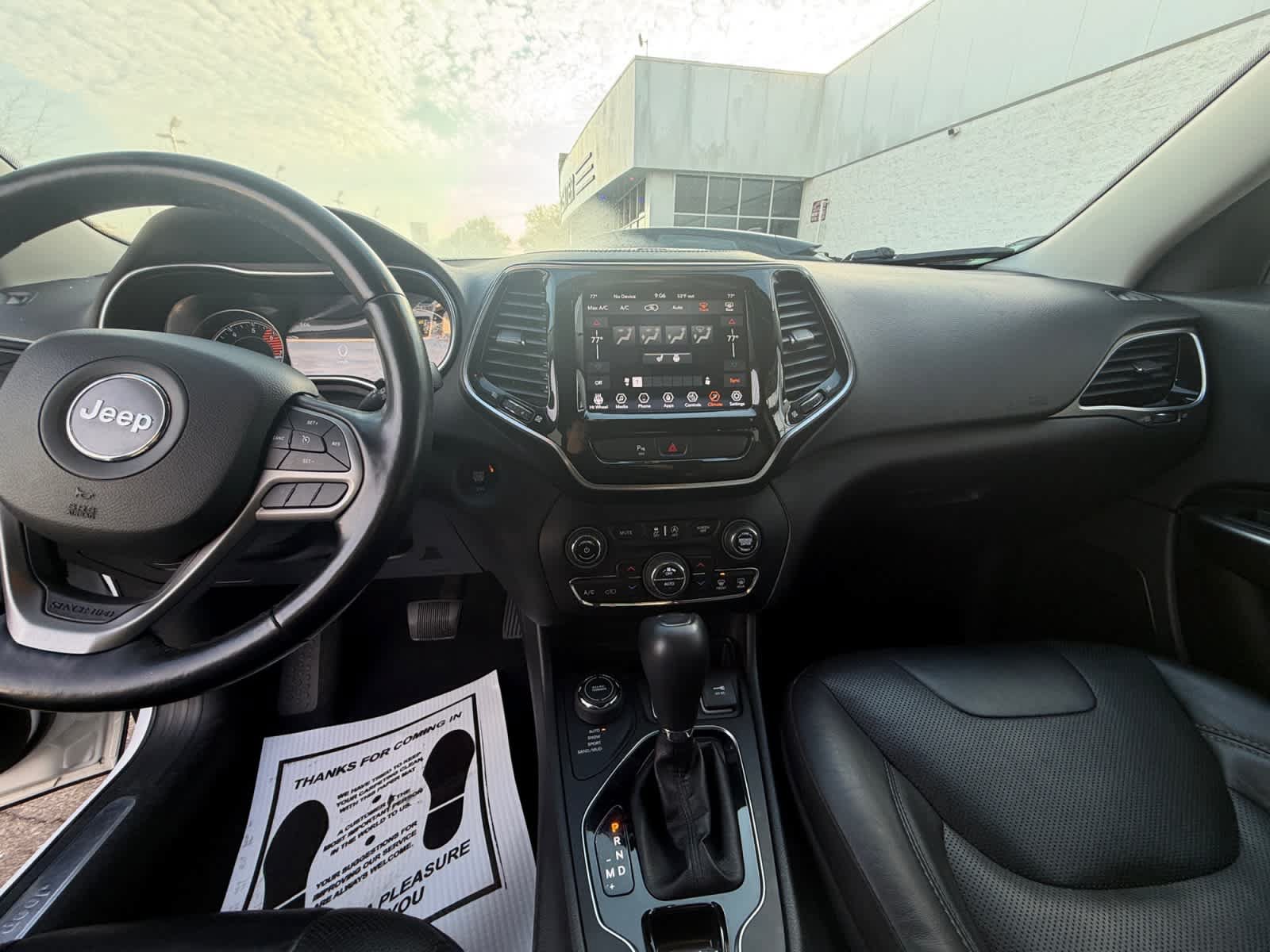 Used 2020 Jeep Cherokee Limited AWD/4WD image 20