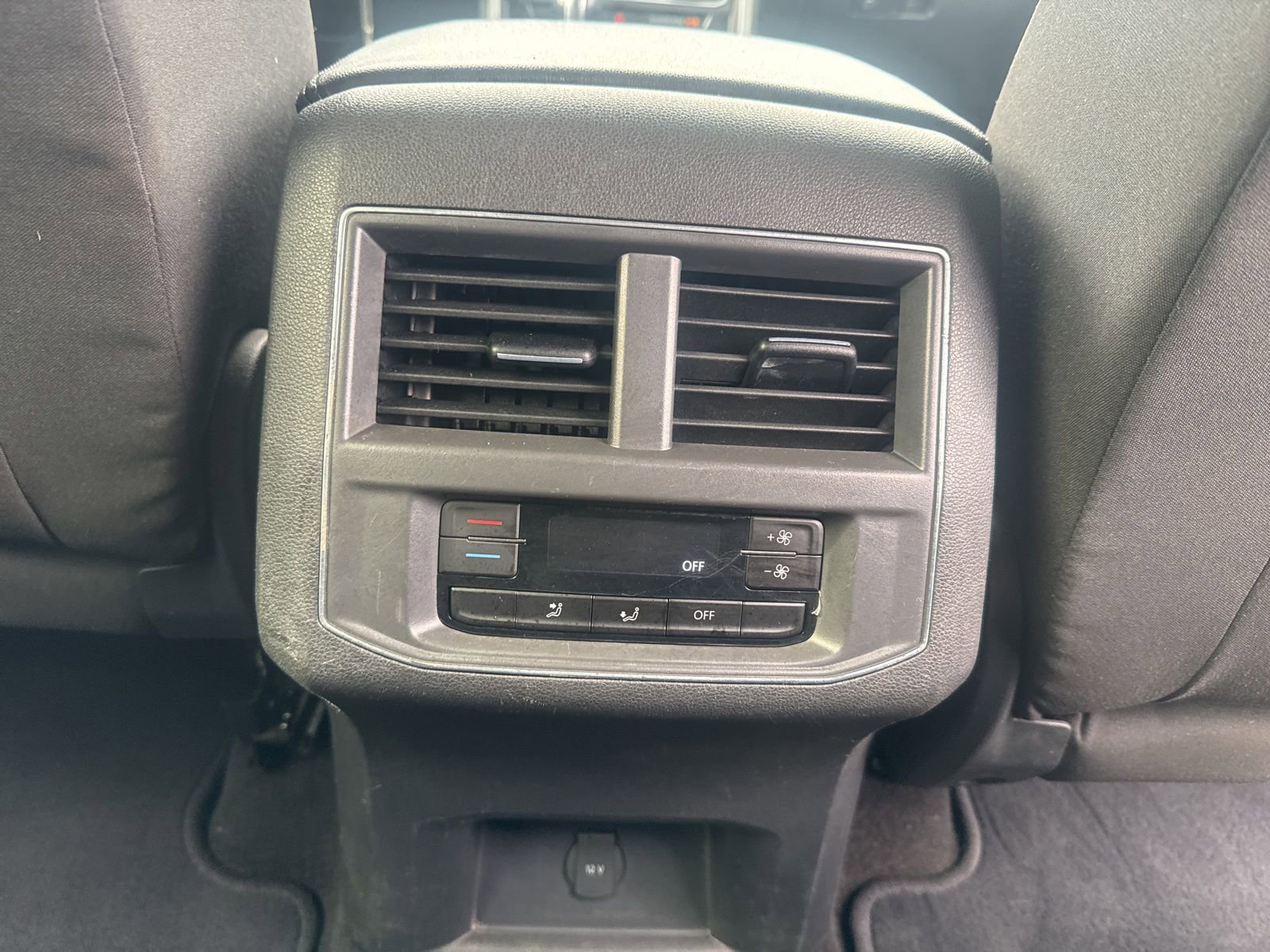 Used 2018 Volkswagen Atlas S image 23