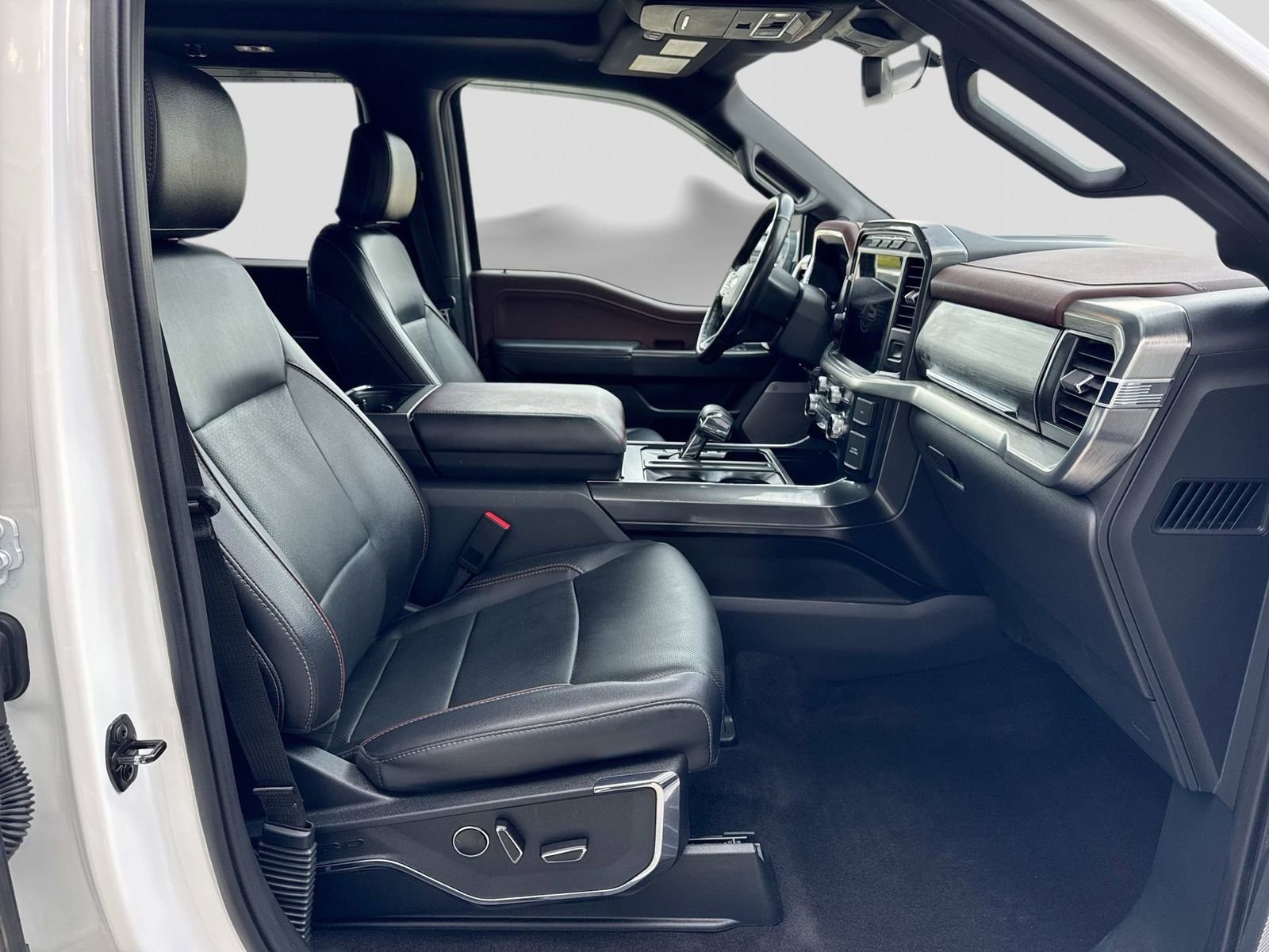 Certified 2023 Ford F150 Lariat w/ Equipment Group 502A High image 7