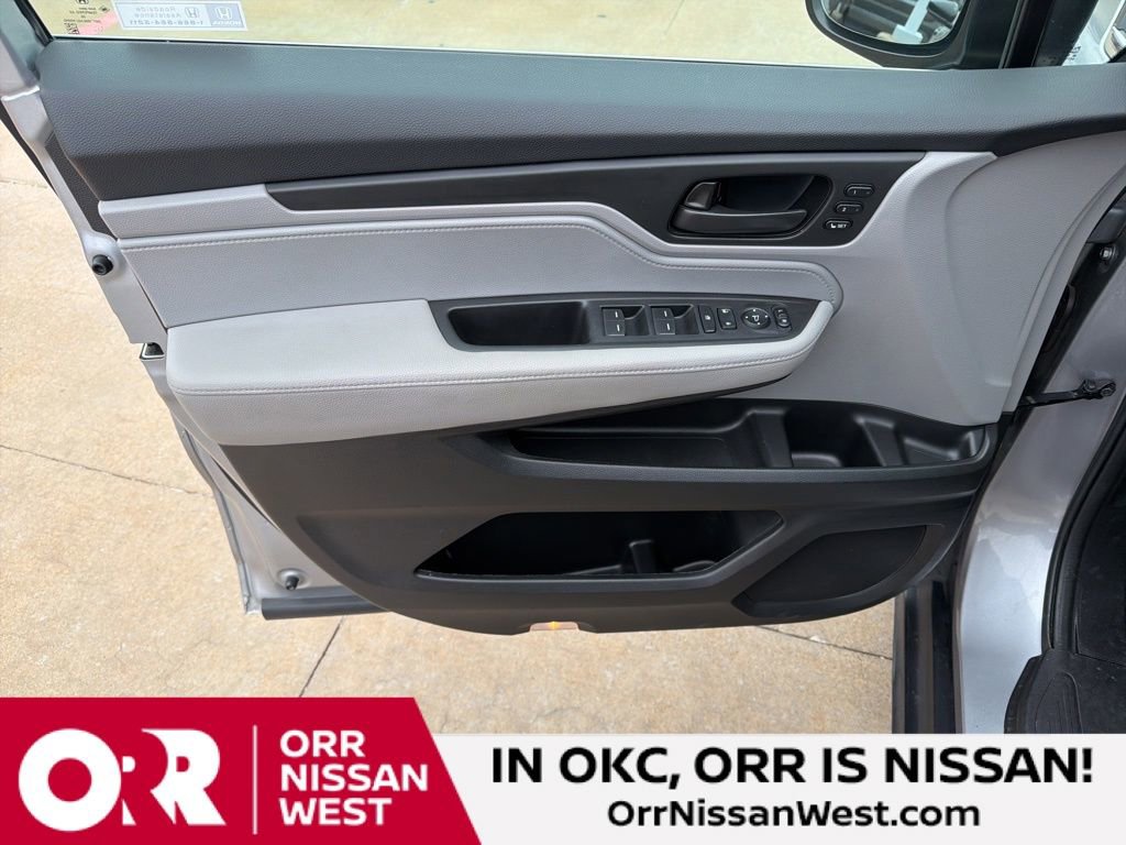 Used 2022 Honda Odyssey EX-L image 12