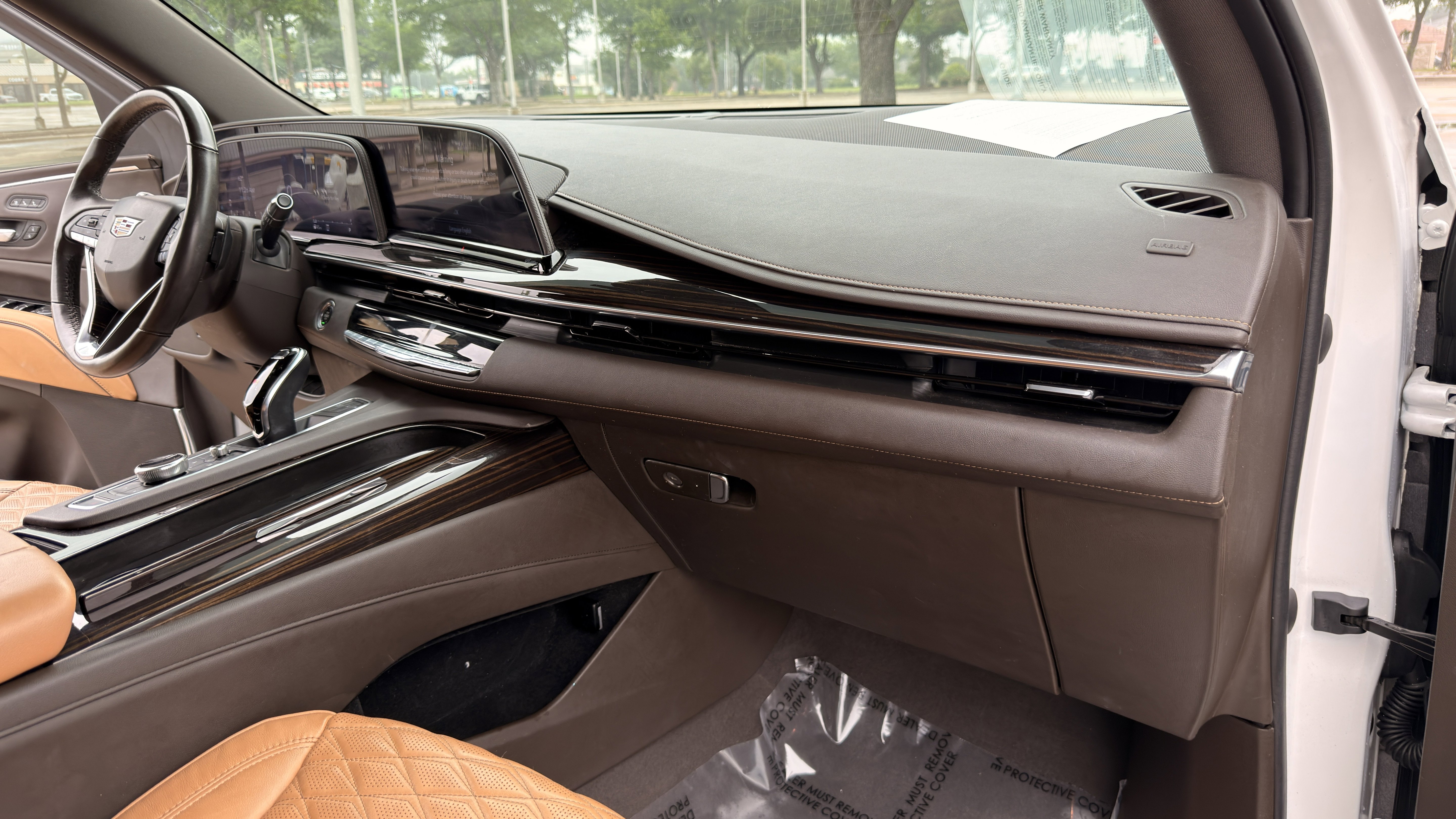 Used 2021 Cadillac Escalade ESV Premium Luxury image 56