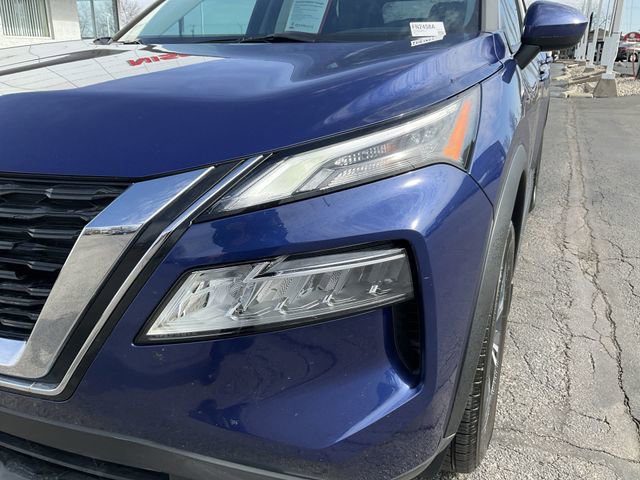 Certified 2023 Nissan Rogue SV image 38