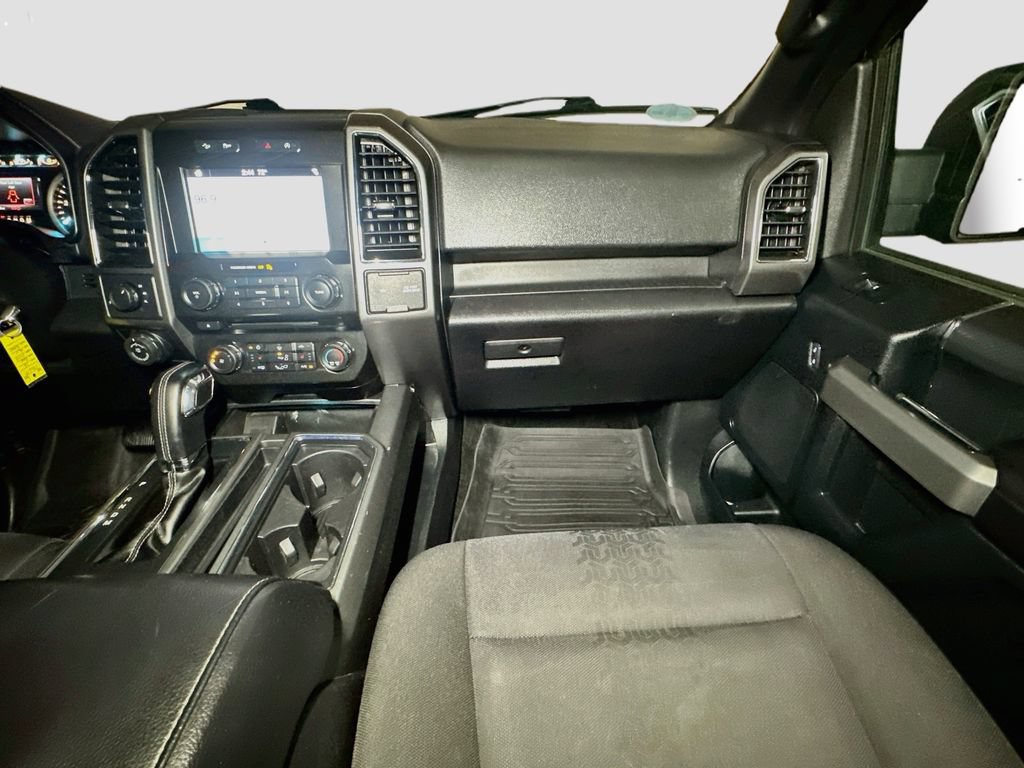 Used 2018 Ford F150 XLT w/ Equipment Group 302A Luxury AWD/4WD image 30