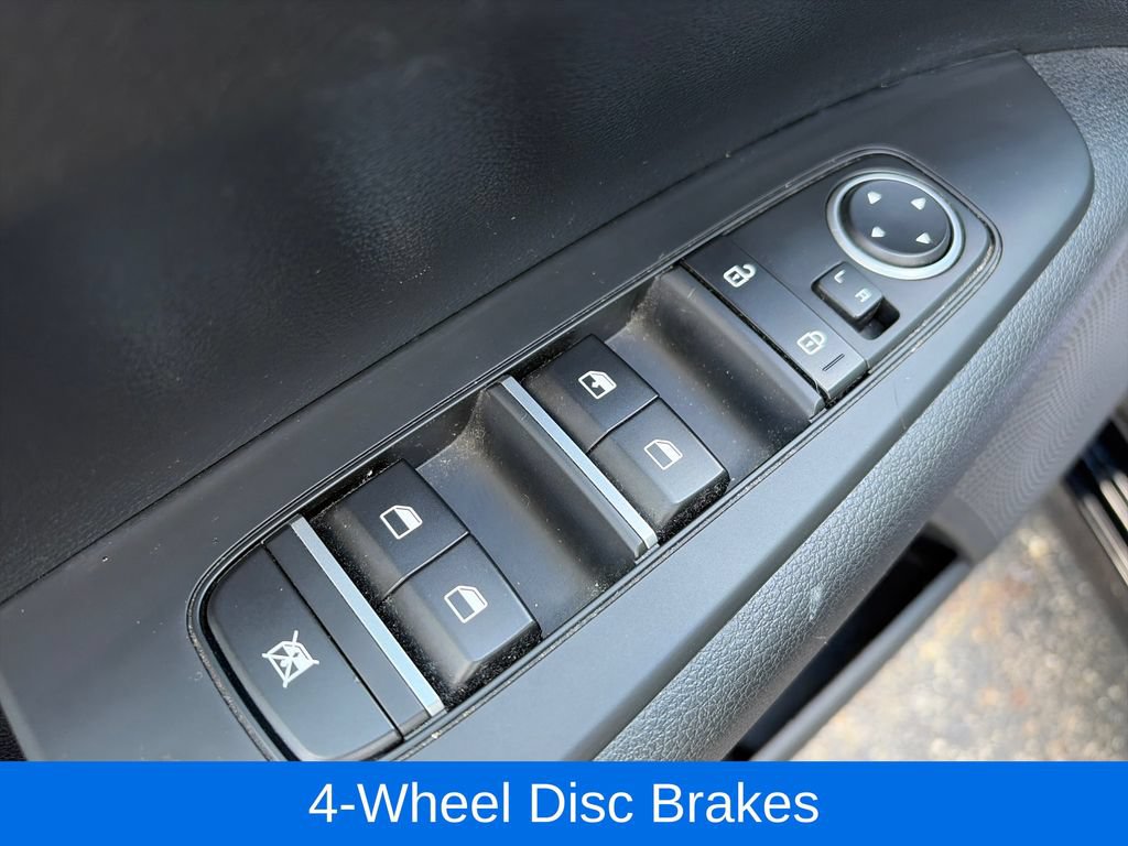 Used 2024 Kia Forte LXS FWD image 17