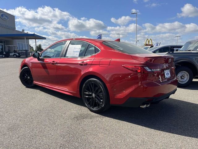 Used 2025 Toyota Camry SE image 5