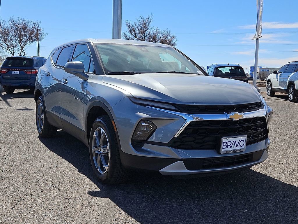 Used 2025 Chevrolet Blazer LT image 6
