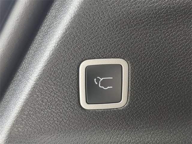 New 2026 Chrysler Voyager LX image 15